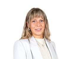 Agent Holly Greenfield