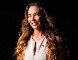 العميل Sophie Richards