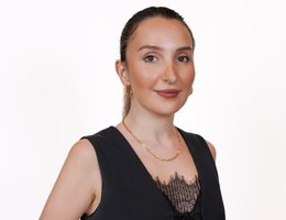 العميل Yalda Tabrizi