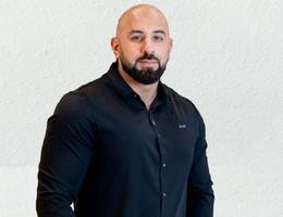 العميل Sham Iqbal