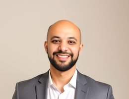 العميل Ahmed Hussein 