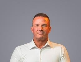 العميل Michael John Le Gallez