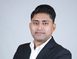 العميل Michael Liston