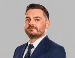 العميل Daniel Bowles