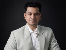 Agent Vishal Parwani