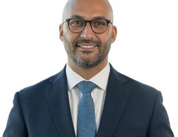العميل Abdelila Athmani