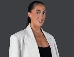 Agent Lara Park