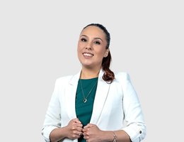 العميل Ines Cruz