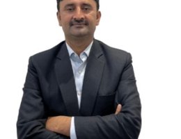 العميل Adil Nawaz