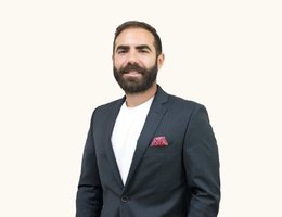 العميل Stif Sarkisian