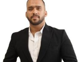 العميل Zainul Abid