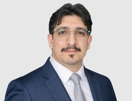 العميل Farbod Radfar