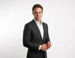 العميل Max Jolleys