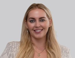 العميل Barbora Marcinkova