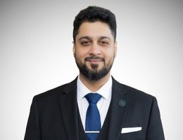 العميل Asad Patel