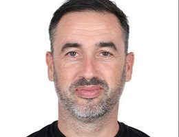 العميل Benjamin Brooks