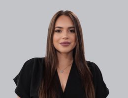 العميل Alyssa (Alice) Pitorre