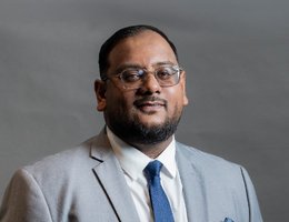 العميل Siddique Mirza