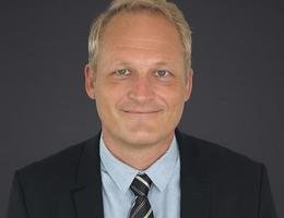 العميل Henrik Schmidt