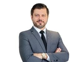 العميل Lazaro Sarris Bonache