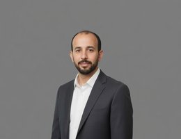 العميل Essam  Mokhtar 