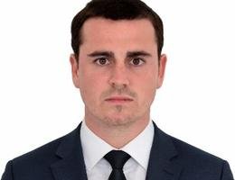 العميل George Jennings