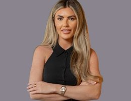 Agent Stephanie Murdoch