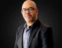 العميل Abhishek Kandalkar