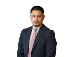 العميل  Surian Venathithan