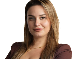 العميل Victoria Georgos