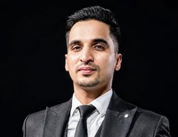 العميل Arshad Ashraf