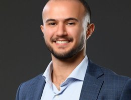 العميل Ahmed Alhelou