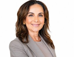 العميل Beta Kharazi