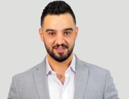 العميل Qais Ayyoub