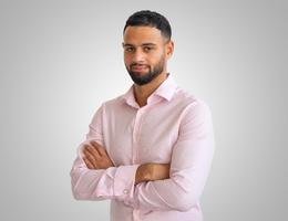 العميل Thomas Cox