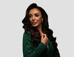 العميل Yuliia Kyshenko