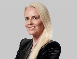 العميل Susan Claire Laybourn