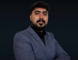 العميل Rayan Shahid Chaudhry