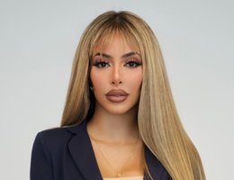 العميل Laura Ferrer