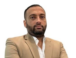 العميل Mujtaba Alam Khan