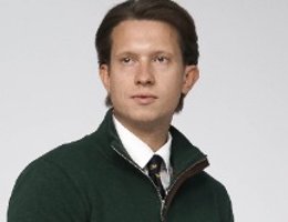 العميل Nikita  Grachev