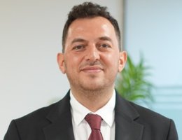العميل Huseyin Demir
