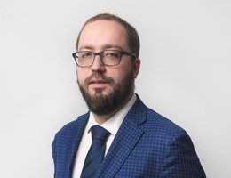 العميل Yaroslav Kozlov