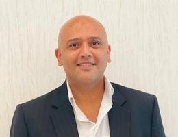 العميل Amjad Hussain
