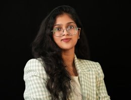 العميل Nakiya  Kagdi