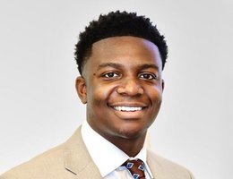 العميل Godwin Williams