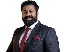 العميل Deepak Menon