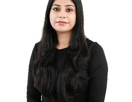 العميل Amna Irfan