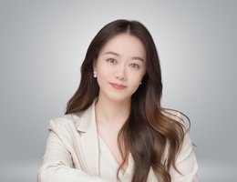 العميل Yujun Zhang