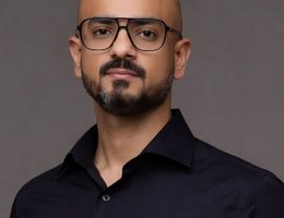 العميل Nikhil Sajwani